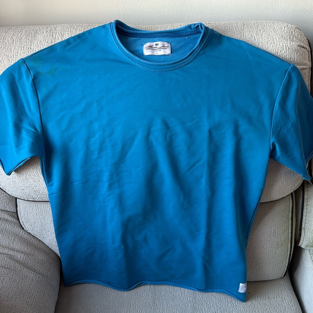 MJ blue t-shirt size L